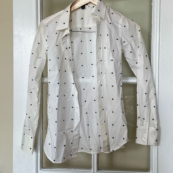 Ann Taylor petite white long sleeve black Polka dot button down shirt size 2P - Picture 4 of 9